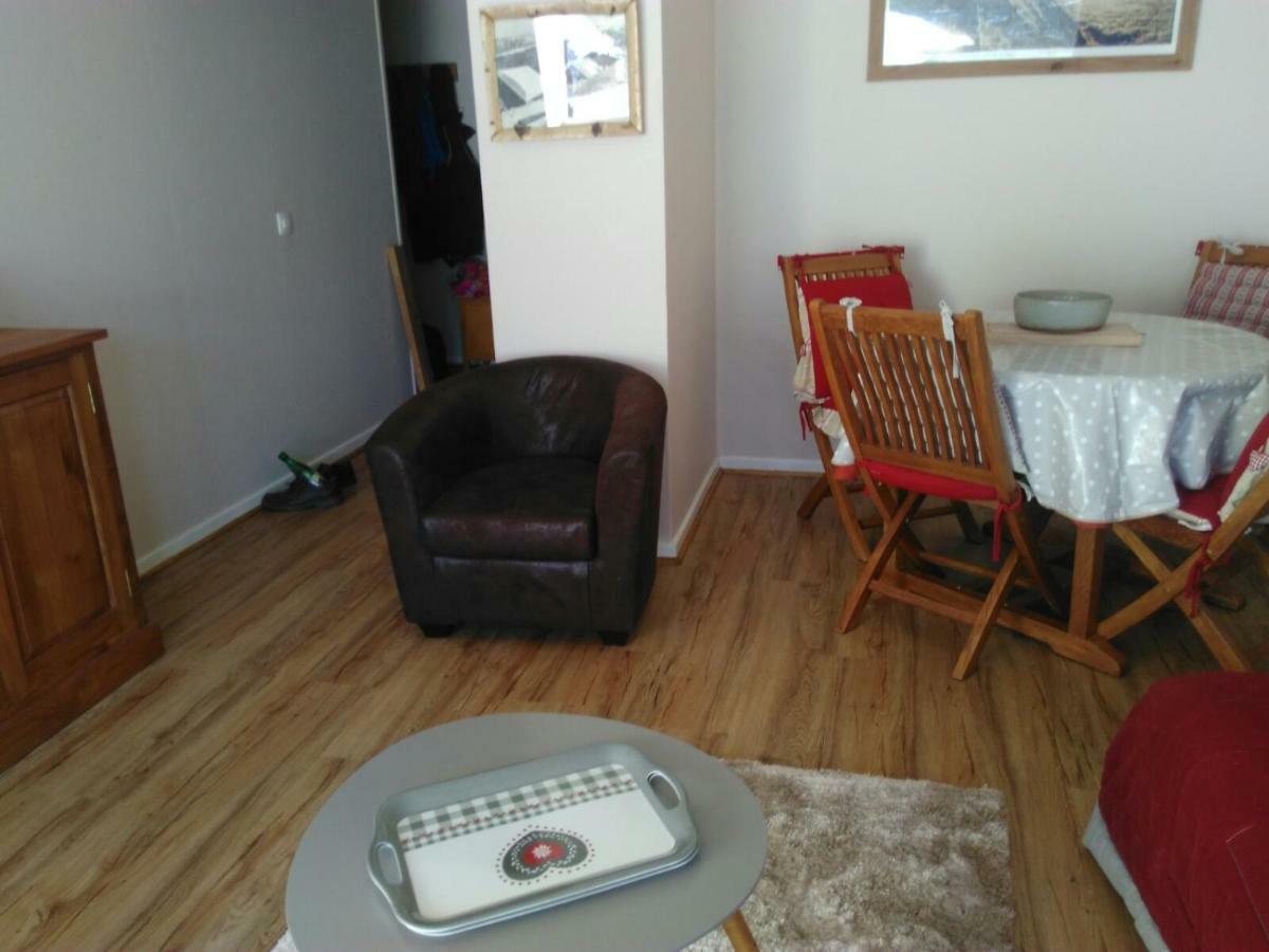 Appartement Traversant Residence Chaput 2 - 2 Pieces - 6 Personnes - Vue Sur Front De Neige Fontcouverte-la-Toussuire エクステリア 写真